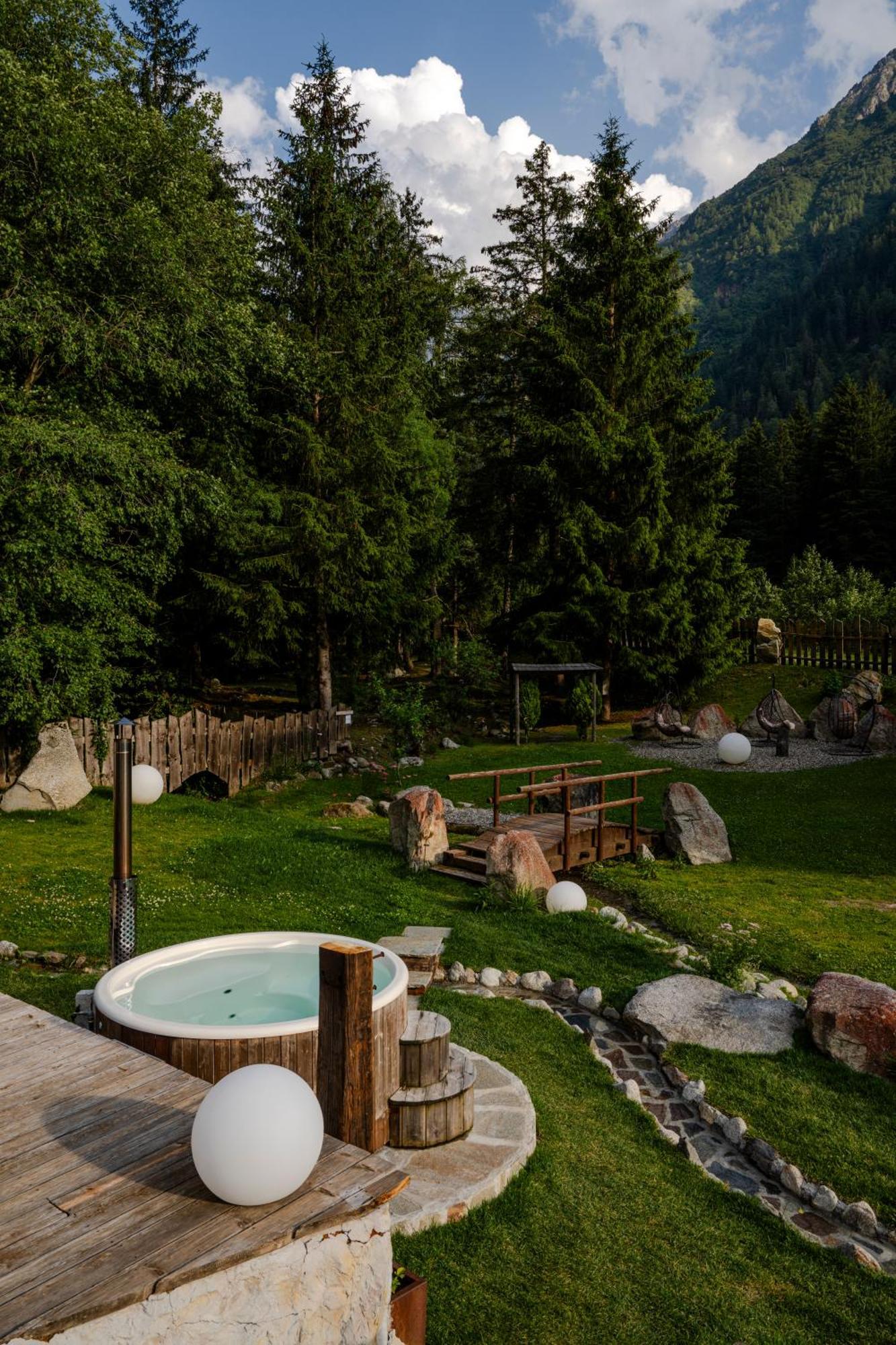La Tana Dell'Orso Hotel & Spa 폰테디레뇨 외부 사진